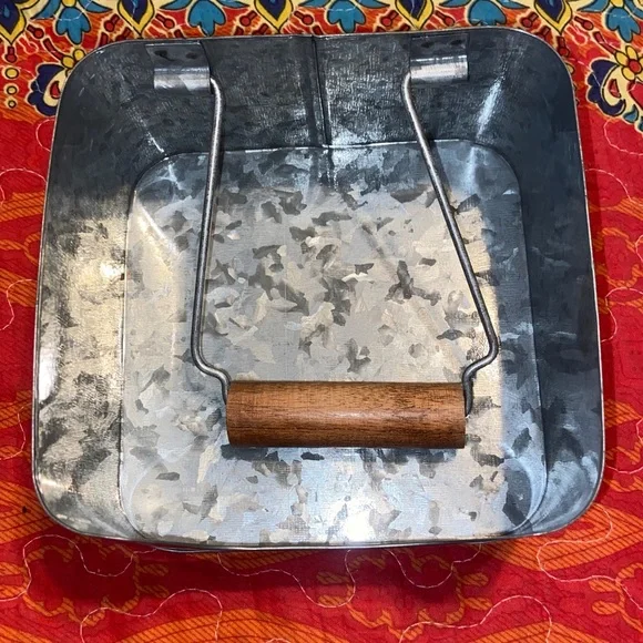 GALVANIZED NAPKIN HOLDER Metal Caddy 6” x 6” - Picture 3 of 6